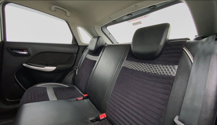 2016 Maruti Baleno DELTA 1.2 K12, Petrol, Manual, 49,301 km, Right Side Rear Door Cabin