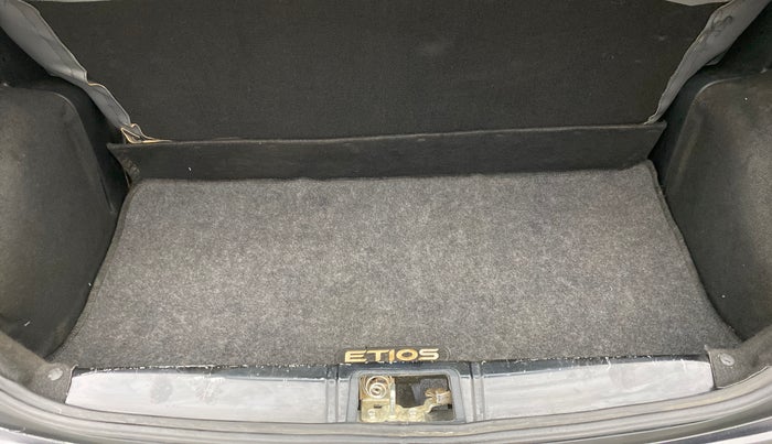 2012 Toyota Etios Liva GD, Diesel, Manual, 67,678 km, Boot Inside