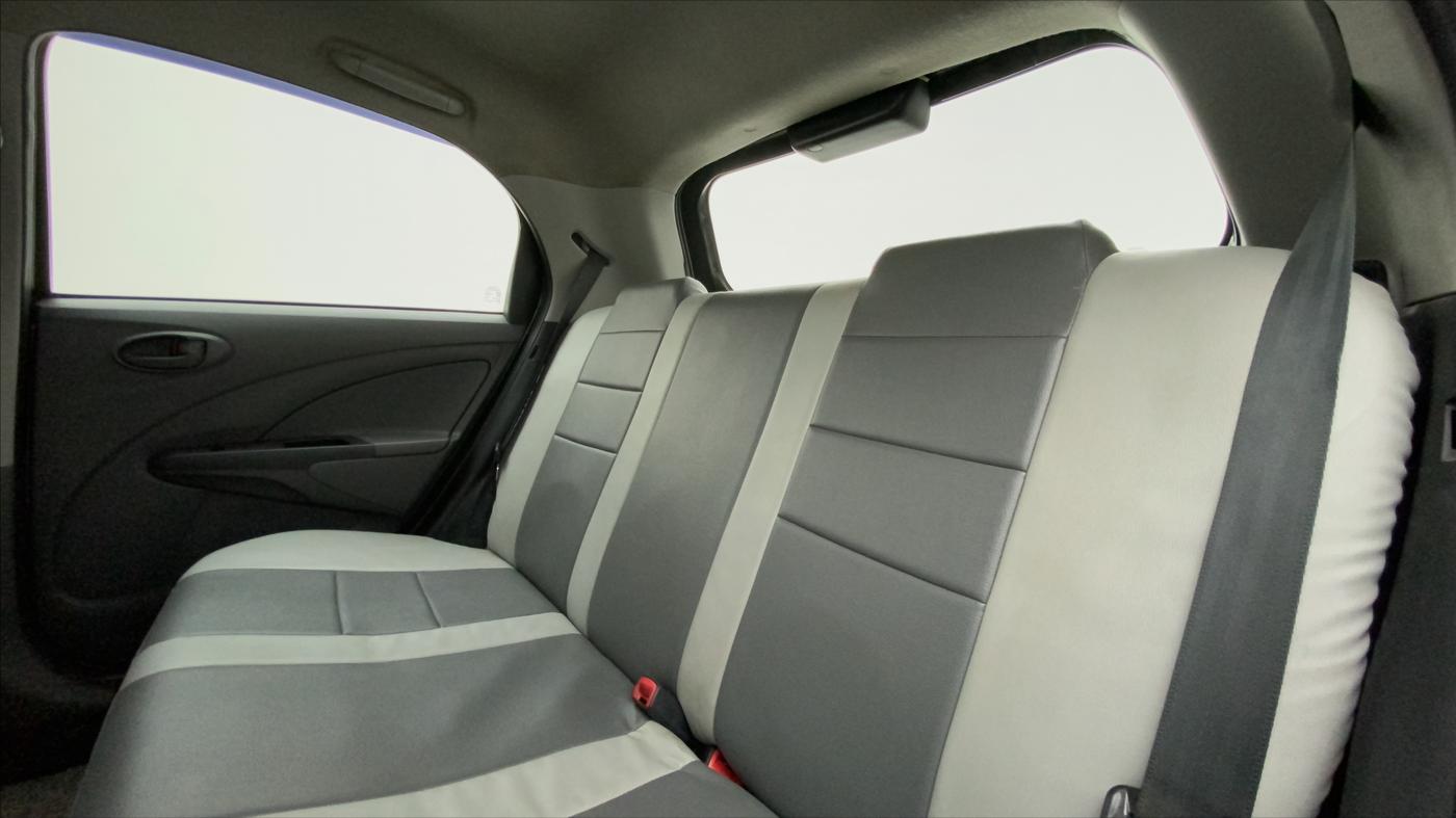 2012 Toyota Etios Liva GD, Diesel, Manual, 67,678 km, Right Side Rear Door Cabin