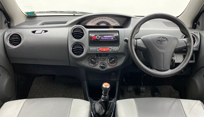 2012 Toyota Etios Liva GD, Diesel, Manual, 67,678 km, Dashboard