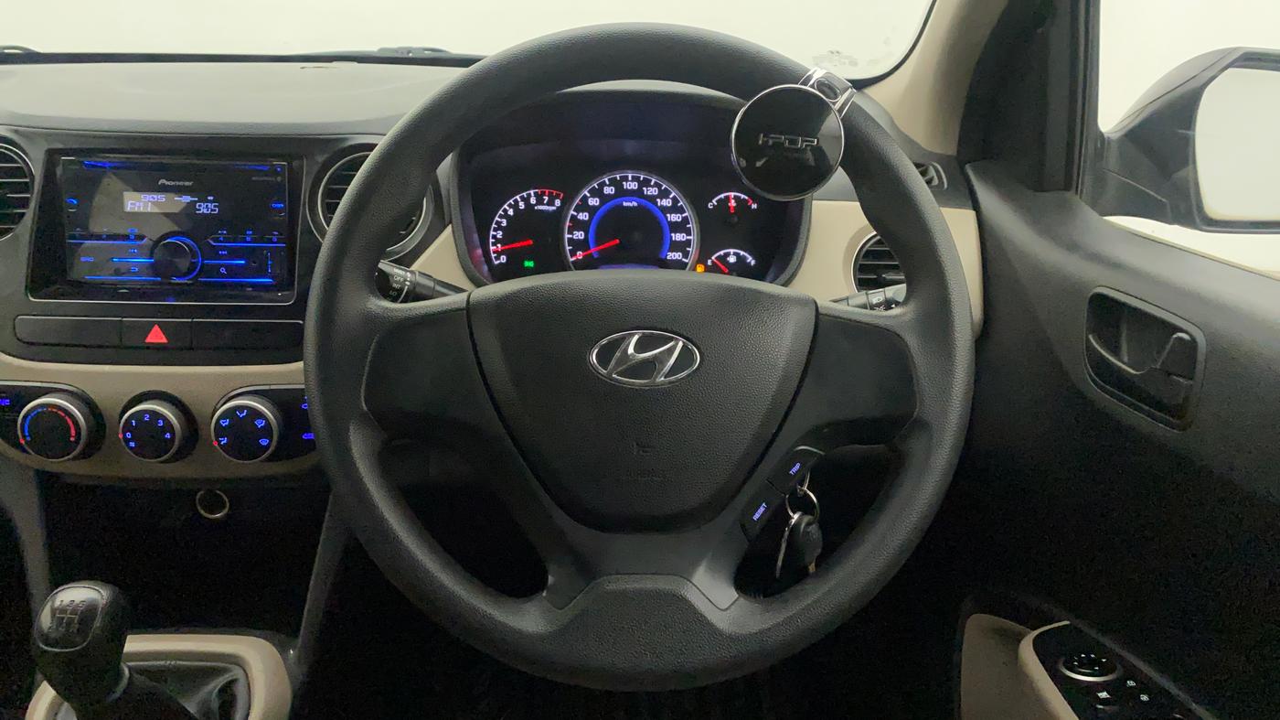 2017 Hyundai Grand i10 MAGNA 1.2 KAPPA VTVT, Petrol, Manual, 42,241 km, Steering Wheel Close Up