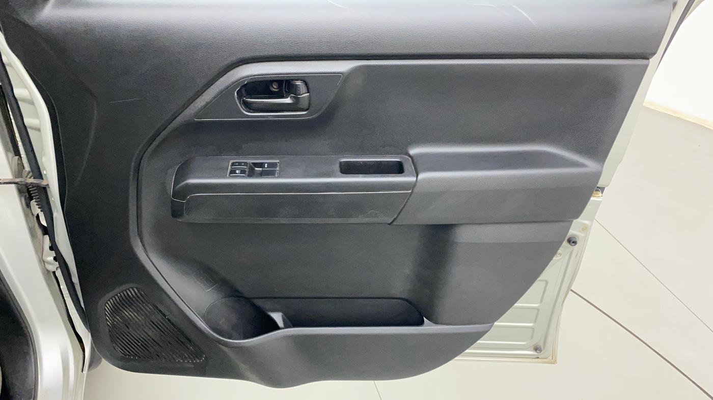 2020 Maruti New Wagon-R LXI CNG 1.0, CNG, Manual, 48,884 km, Driver Side Door Panels Control