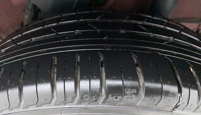 2019 Hyundai VENUE 1.0 TURBO GDI SX+ AT, Petrol, Automatic, 5,662 km, Left Rear Tyre Tread
