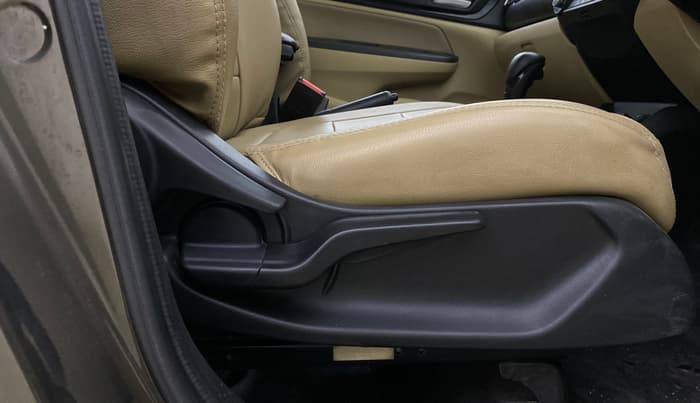2020 Honda Amaze 1.2L I-VTEC VX CVT, Petrol, Automatic, 64,837 km, Driver Side Adjustment Panel