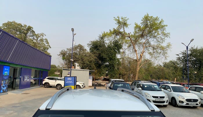 2021 Hyundai VENUE S 1.2, Petrol, Manual, 75,315 km, Moonroof/ Sunroof