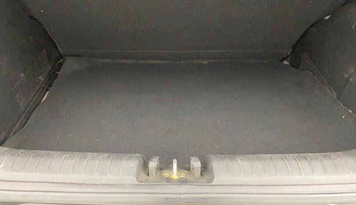 2023 Hyundai VENUE S(O) 1.2, Petrol, Manual, 75,498 km, Boot Inside