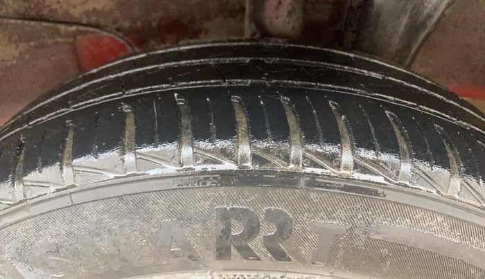 2021 Hyundai NEW SANTRO SPORTZ EXECUTIVE MT CNG, CNG, Manual, 80,268 km, Left Rear Tyre Tread