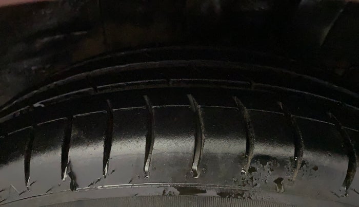 2013 Hyundai Grand i10 ASTA (O) 1.2 KAPPA VTVT, Petrol, Manual, 57,680 km, Left Rear Tyre Tread