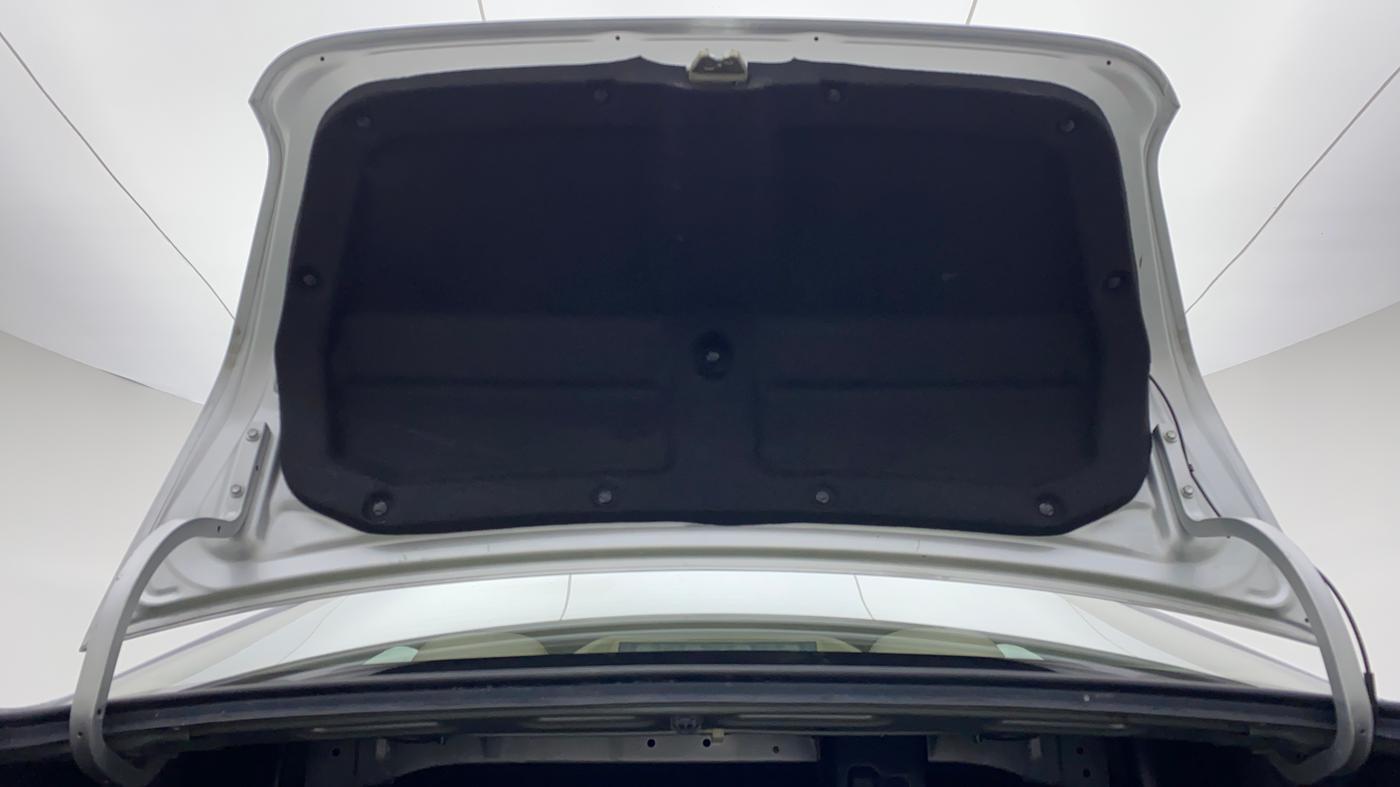 2017 Toyota Etios V, Petrol, Manual, 74,137 km, Boot Door Open