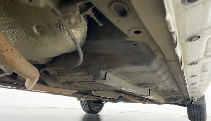 2017 Toyota Etios V, Petrol, Manual, 74,137 km, Right Side Underbody