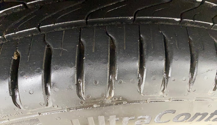 2016 Maruti Baleno ZETA PETROL 1.2, Petrol, Manual, 72,727 km, Right Front Tyre Tread