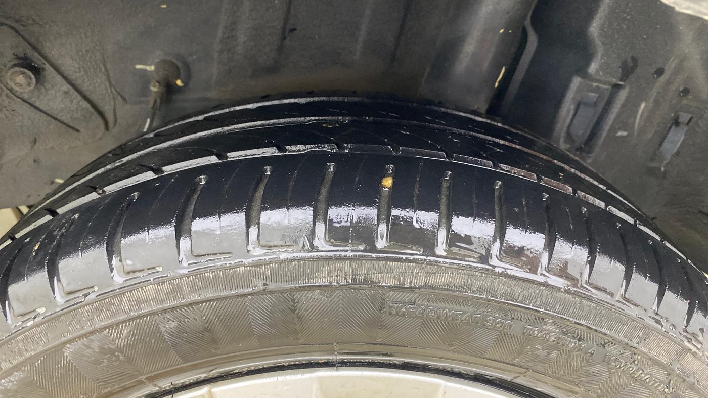2013 Toyota Etios G, Petrol, Manual, 1,01,158 km, Left Rear Tyre Tread