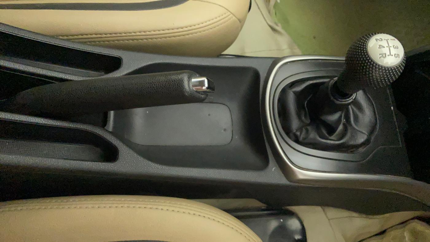 2014 Honda City 1.5L I-VTEC V MT, Petrol, Manual, 61,542 km, Gear Lever