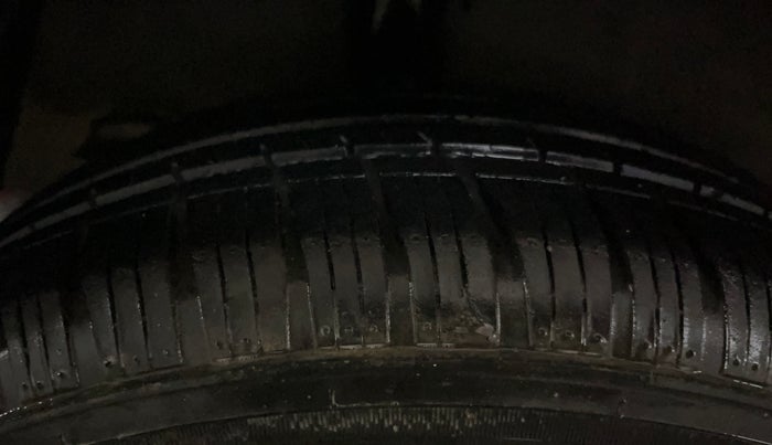 2014 Hyundai Grand i10 ASTA AT 1.2 KAPPA VTVT, Petrol, Automatic, 37,475 km, Right Rear Tyre Tread