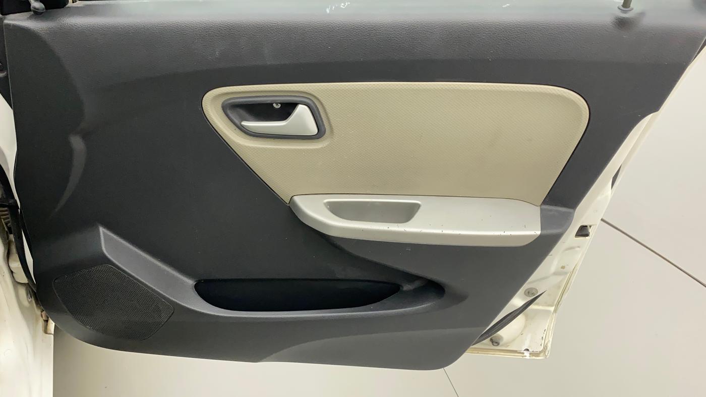 2017 Maruti Alto K10 VXI (O) AMT, Petrol, Automatic, 50,918 km, Driver Side Door Panels Control