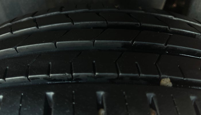 2025 Maruti Baleno SIGMA PETROL 1.2, Petrol, Manual, 4,411 km, Left Rear Tyre Tread