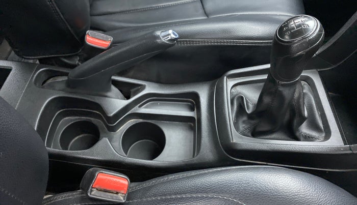 2018 Maruti Vitara Brezza LDI, Diesel, Manual, 70,167 km, Gear Lever