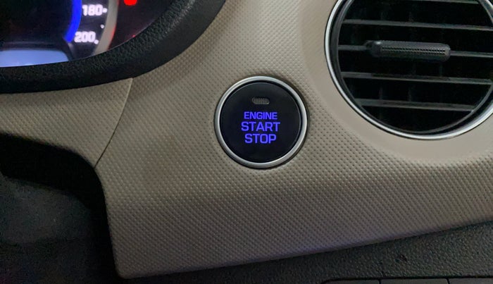 2018 Hyundai Grand i10 ASTA 1.2 KAPPA VTVT, Petrol, Manual, 65,477 km, Keyless Start/ Stop Button