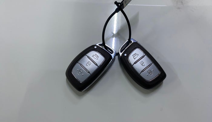 2018 Hyundai Grand i10 ASTA 1.2 KAPPA VTVT, Petrol, Manual, 65,477 km, Key Close Up