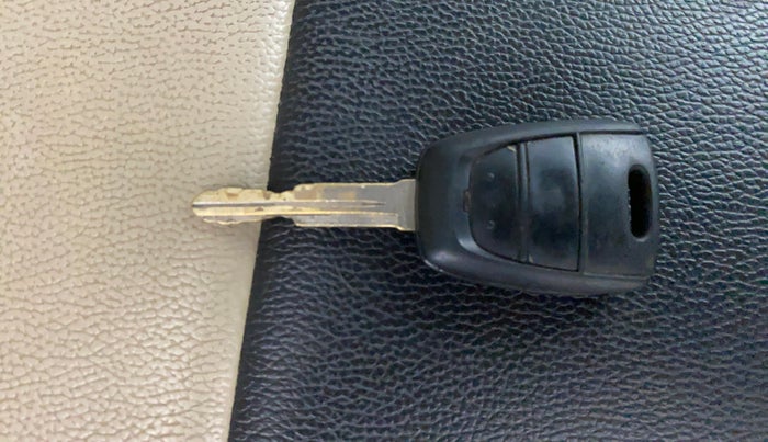 2021 Hyundai NEW SANTRO SPORTZ MT, Petrol, Manual, 16,006 km, Key Close Up