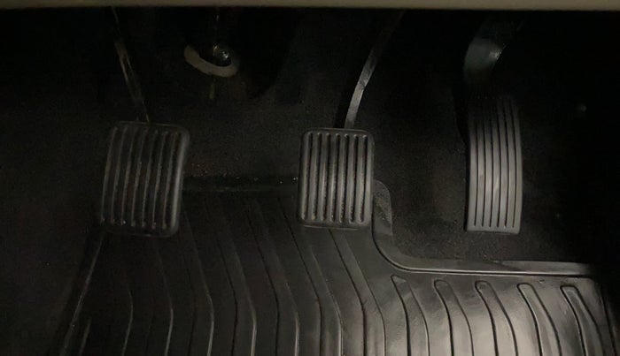 2021 Hyundai NEW SANTRO SPORTZ MT, Petrol, Manual, 16,006 km, Pedals