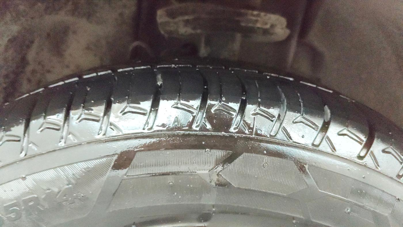 2020 Tata Tiago XZ PETROL, Petrol, Manual, 70,361 km, Left Front Tyre Tread