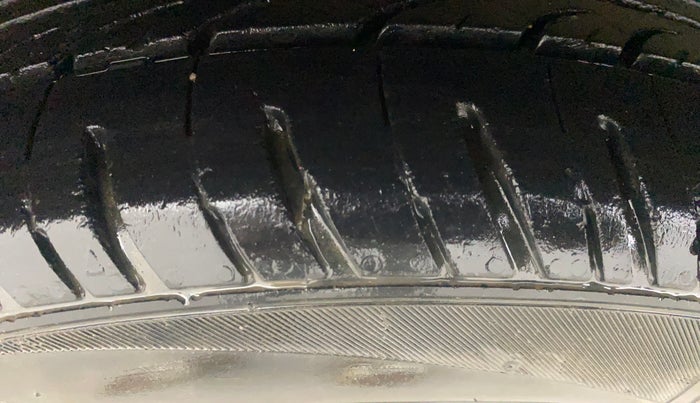 2016 Honda Amaze 1.2L I-VTEC VX, Petrol, Manual, 86,237 km, Right Rear Tyre Tread