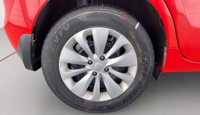 2016 Maruti Baleno DELTA 1.2 K12, Petrol, Manual, 88,349 km, Right Rear Wheel