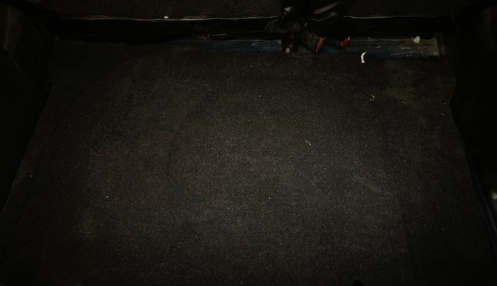 2016 Maruti Baleno ALPHA DIESEL 1.3, Diesel, Manual, 95,016 km, Boot Inside