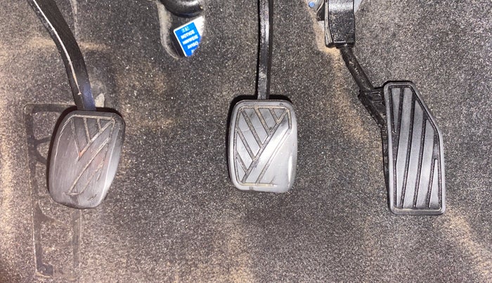 2016 Maruti Baleno ALPHA DIESEL 1.3, Diesel, Manual, 95,016 km, Pedals