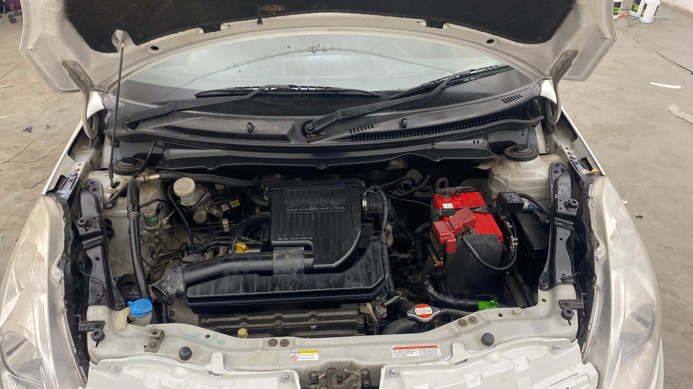 2015 Maruti Swift Dzire VXI, Petrol, Manual, 74,087 km, Engine View
