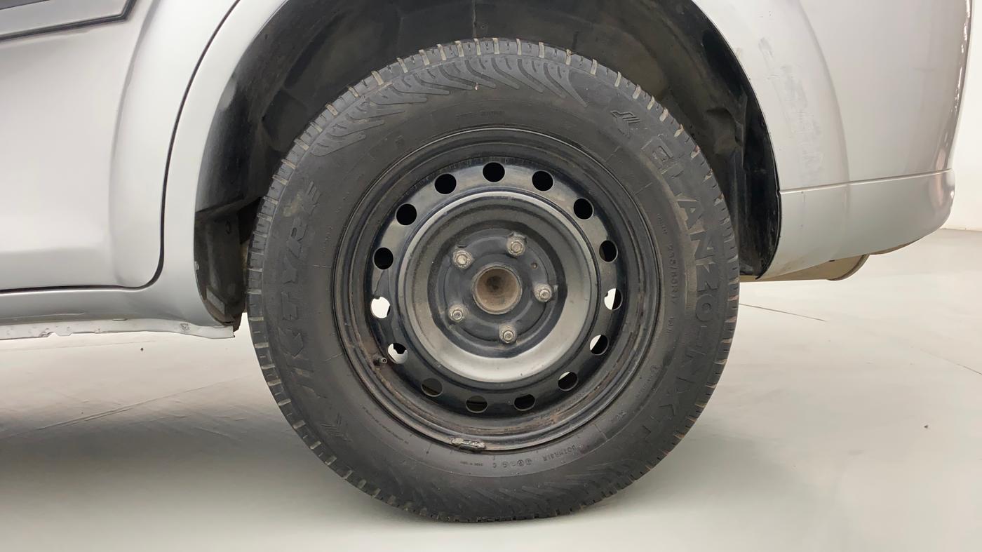 2014 Mahindra XUV500 W4, Diesel, Manual, 68,922 km, Left Rear Wheel