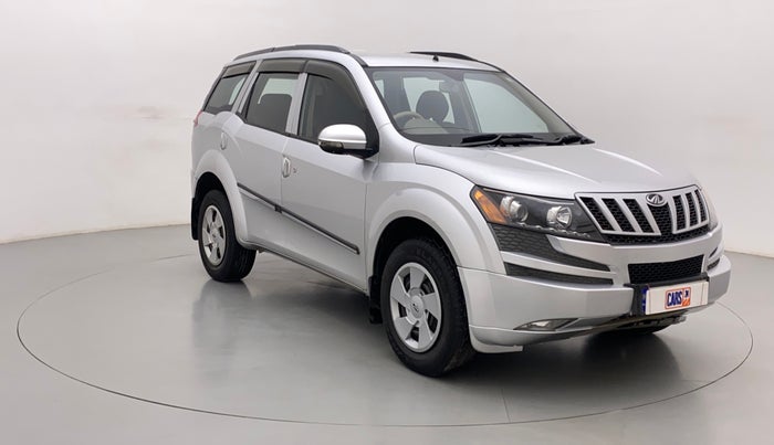 2014 Mahindra XUV500 W4, Diesel, Manual, 68,922 km, Right Front Diagonal