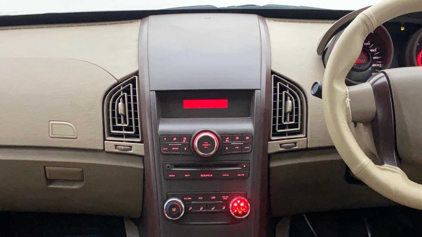2014 Mahindra XUV500 W4, Diesel, Manual, 68,922 km, Air Conditioner