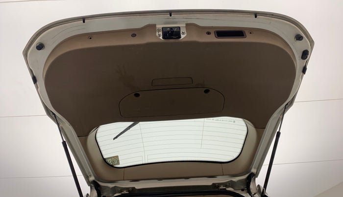 2014 Mahindra XUV500 W4, Diesel, Manual, 68,922 km, Boot Door Open