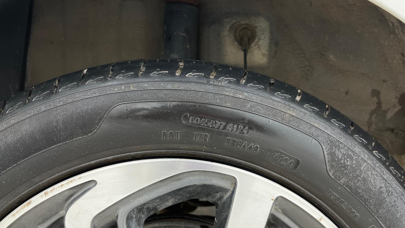 2020 Hyundai GRAND I10 NIOS ASTA AMT 1.2 KAPPA VTVT, Petrol, Automatic, 73,451 km, Right Rear Tyre Tread