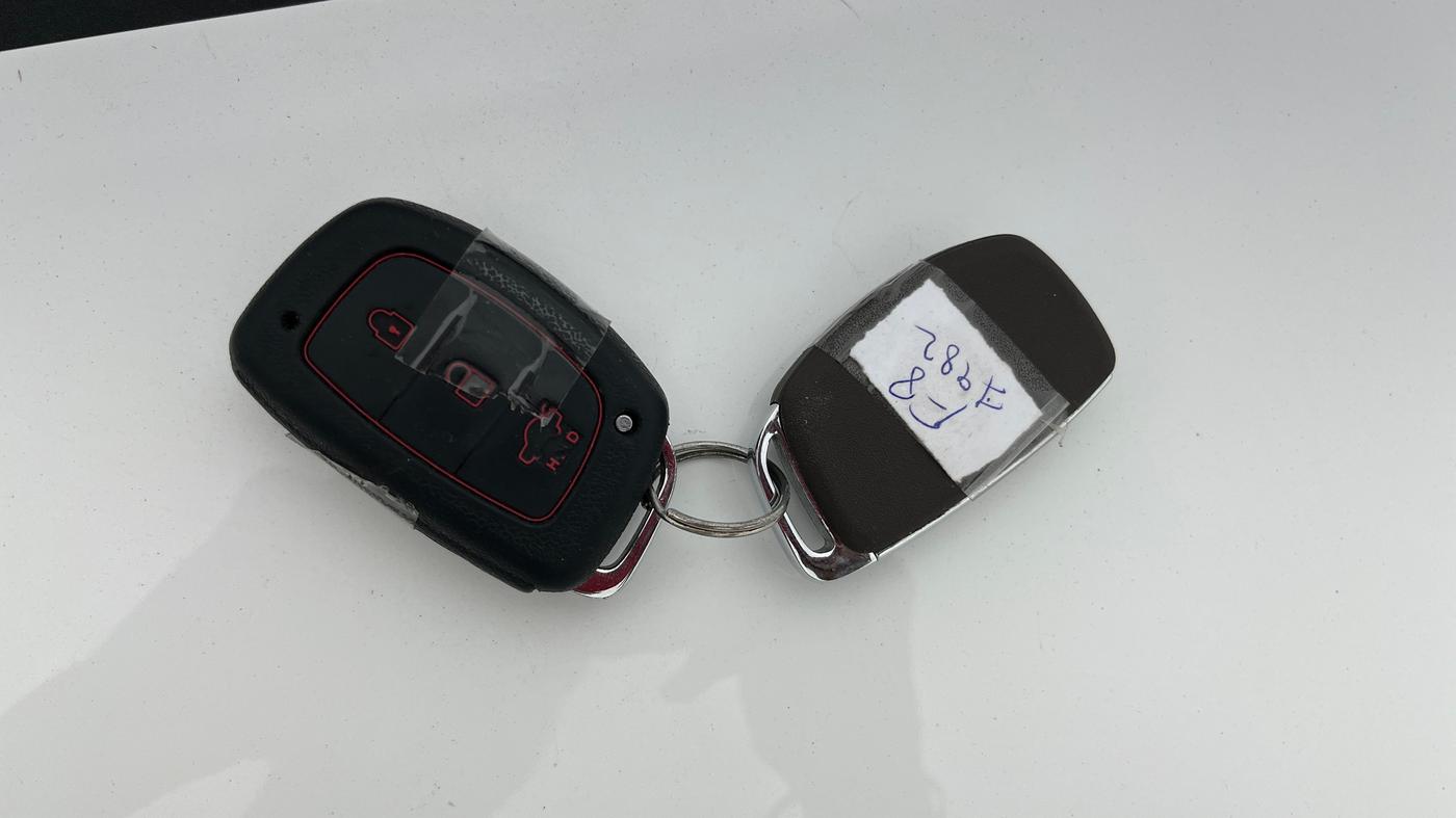 2020 Hyundai GRAND I10 NIOS ASTA AMT 1.2 KAPPA VTVT, Petrol, Automatic, 73,451 km, Key Close Up
