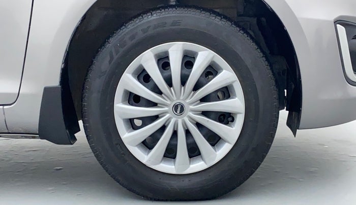 2017 Maruti Swift VXI D, Petrol, Manual, 27,063 km, Right Front Wheel