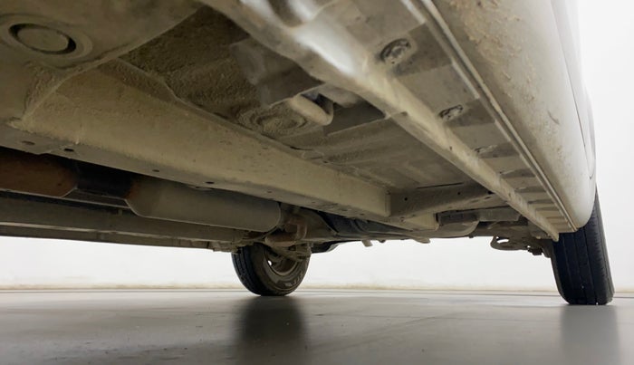 2013 Maruti Swift VXI, Petrol, Manual, 60,788 km, Right Side Underbody