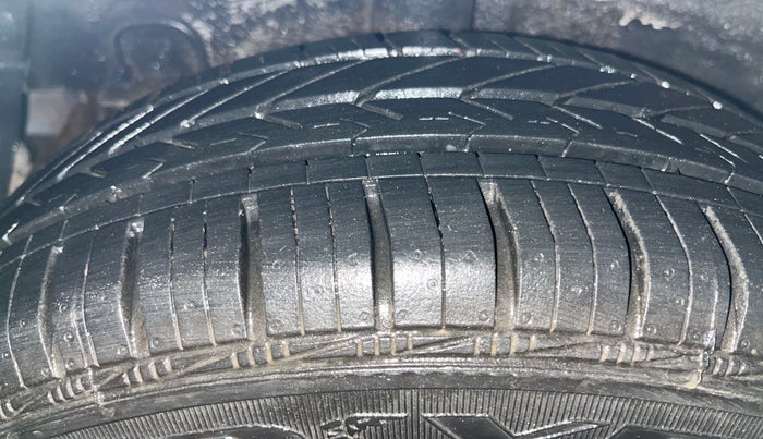 2018 Hyundai Grand i10 MAGNA 1.2 KAPPA VTVT, Petrol, Manual, 46,010 km, Right Rear Tyre Tread