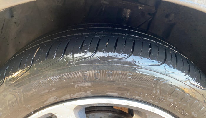 2022 Tata ALTROZ XZ PLUS PETROL, Petrol, Manual, 31,397 km, Left Front Tyre Tread