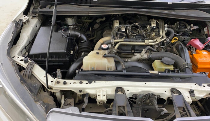 2017 Toyota Innova Crysta 2.4 VX 7 STR, Diesel, Manual, 77,856 km, Engine View - Right