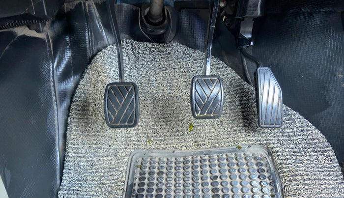 2021 Maruti New Wagon-R LXI CNG 1.0, CNG, Manual, 56,035 km, Pedals