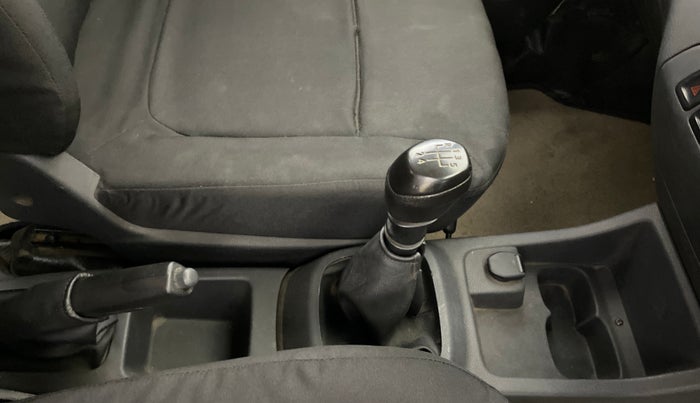 2015 Renault Kwid RXT 0.8, Petrol, Manual, 94,581 km, Gear Lever