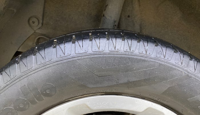 2020 KIA SONET HTK PLUS 1.0 IMT, Petrol, Manual, 94,904 km, Right Rear Tyre Tread