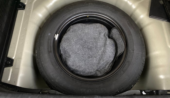 2020 KIA SONET HTK PLUS 1.0 IMT, Petrol, Manual, 94,904 km, Spare Tyre