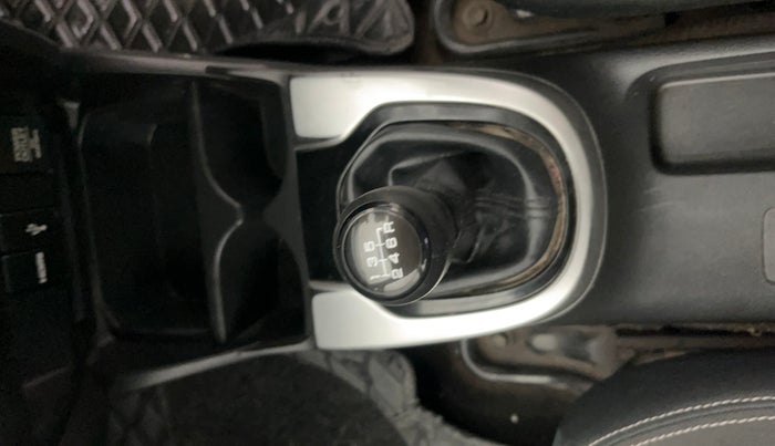 2018 Honda WR-V 1.5L I-DTEC VX MT, Diesel, Manual, 74,093 km, Gear Lever