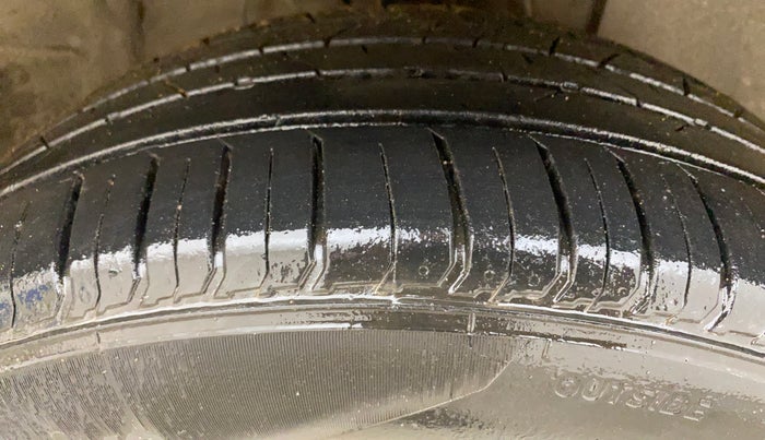 2020 Hyundai VENUE SX 1.0 TURBO IMT, Petrol, Manual, 71,988 km, Right Front Tyre Tread