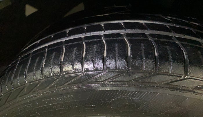 2019 Tata NEXON XZA PLUS PETROL, Petrol, Automatic, 31,891 km, Left Front Tyre Tread