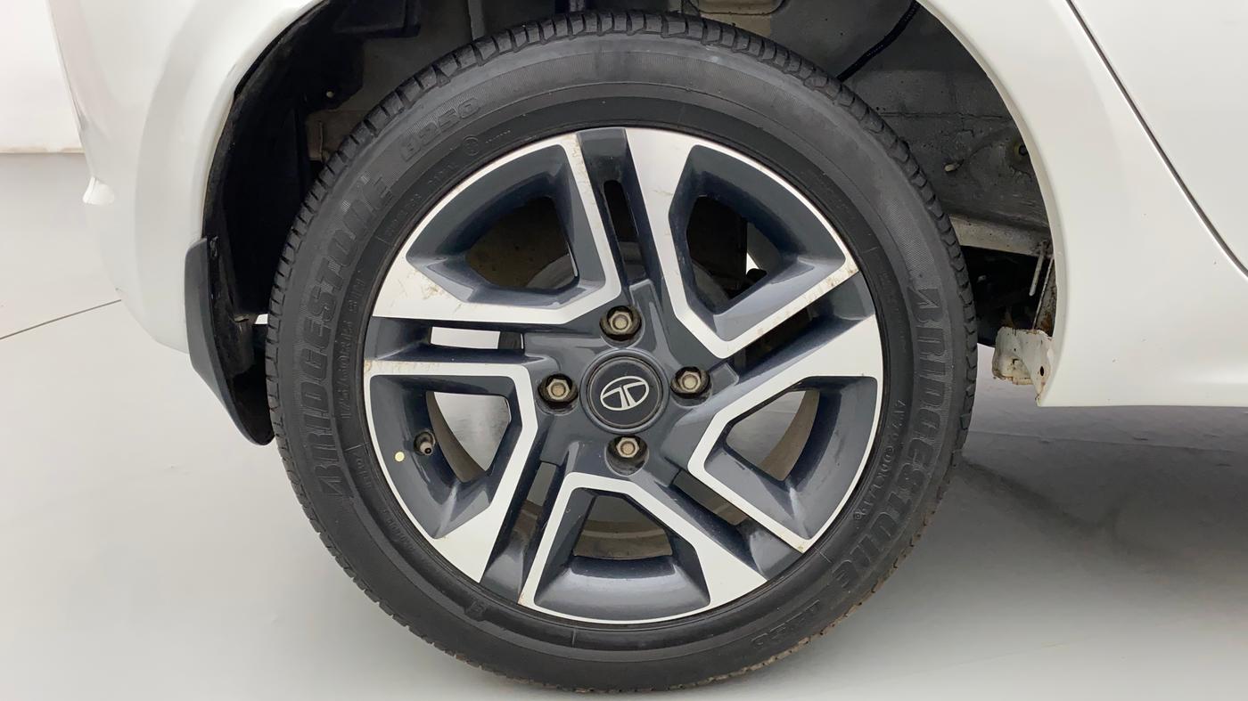 2019 Tata Tiago XZ PLUS PETROL, Petrol, Manual, 30,910 km, Right Rear Wheel